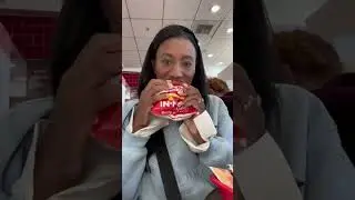 Honest review of In N Out 🍔 trying for the first time! #innout #innoutburger #fastfood #tastetest