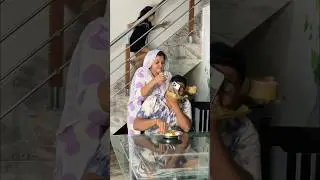 Я никогда не думала, что играть в телефон во время еды превратится в такую ​​рутину🤪#разное #коме...