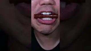 ASMR | Turkey Pepperoni Sticks 🦃 #DoctorTristanPeh #ASMR #SatisfyingSounds #FoodieFinds #SnackTim