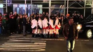 Morning Musume '14 in front of Best Buy Theater