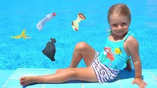 Anabella se comporta urat la piscina Istorioara educativa pentru copii