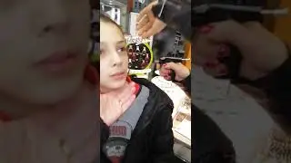 Mi faccio gli orecchini