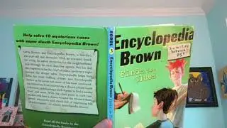 Encyclopedia Brown Finds the Clues