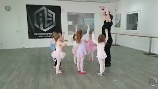 Kinderballett 4-6 Jahre in der IE DANCE SCHOOL mit Nadine Holl&auml;nder🩰🐥
