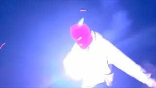 BLOODY, lo arndt - PRETTY