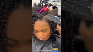 Black Friday Sale! Instant Hair Transformation! Nefertiti&rsquo;s Secret Aloe & Moringa Oil Curl Definer