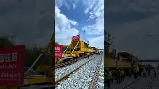 How China Lays Thousands of Kilometres of Railway Tracks Every Years ?
