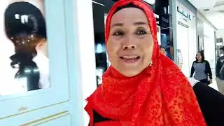 Sebelum ke Pasuruan mampir dulu ke Lippo plaza Sidoarjo,Cio minta ikan salmon dan sushi 