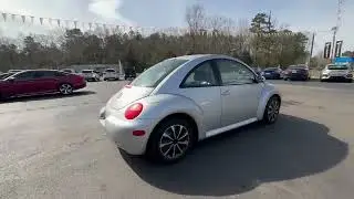 2003 Volkswagen New Beetle GL Hatchback Coupe 2D