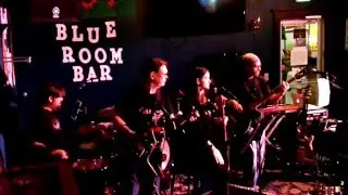 the fireflyz, live at the blue room, part 1