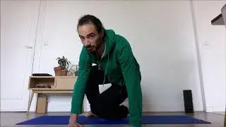 posture archétypale en tailleur niveaux 1-2