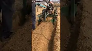 Agricultural machinery Hand tractor ridging plow, one-step molding part 358
