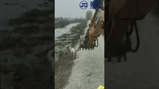 Operate the Jinggong railway machine