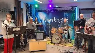 Myrskytie: 