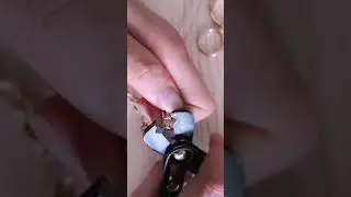 Luxurious bag chain change (bodycross chain shorten plier) repair kit for women bags.