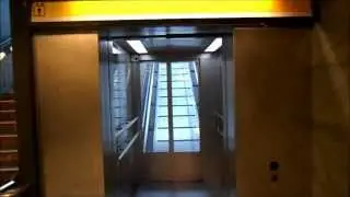 2011 ATB Schrägaufzug im Berliner U-Bahnhof Lindauer Allee [HD]