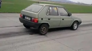 Favorit 1,3 drag 8500rpm vs BMW 530d + chip!!! sprint 0-400m