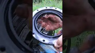 Swing motor reduction unit seal change. #kobelco #excavator #swingmotor