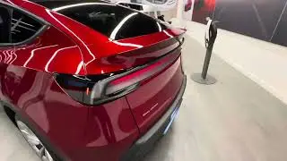 New Tesla Model Y Juniper Launch Edition - Walkaround
