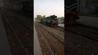6DN Greenline Expess Fastest Through Pass For Gujrat Railway #train