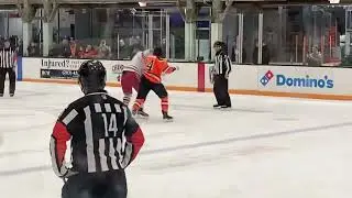 Daniel Amesbury (Danbury Hat Tricks) fights Jesse Michel (Mississippi Sea Wolves) 3/25/2023 (FPHL)