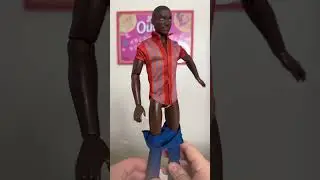Unboxing the 15th Doctor Who Doll