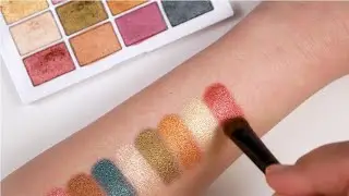 MAKEUP BY MARIOMaster Metallics® Eyeshadow Palette LIVE SWATCHES