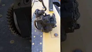 komatsu exveator Pc210 fuel pump🔥