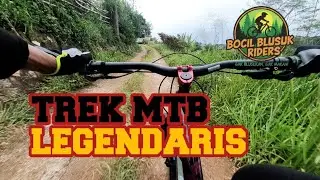 LIBAS TREK LEGENDARIS CIMENYAN; TAMIYA BIKE PARK,KONDISI HUJAN RINTIK + BERBAGAI MACAM TREK LICIN
