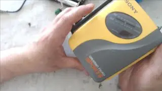 [Reparación] Sports Walkman WM-SXF30, no se activa en función alguna, y no emite ruido alguno.