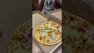 La pino&rsquo;z pizza offer Wednesday buy 1 get 1 free offer review #lapinoz #lapinozpizza #pizza #offers