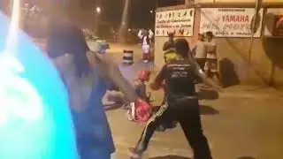 * briga de personagens * (v&iacute;deo ainda sem intro)