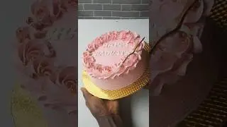 Cute graduation cake #cake #cakedecorating #birthdaycake