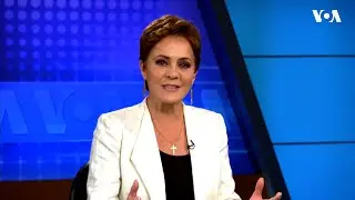 美国全球媒体总署代理CEO卡丽&middot;莱克在特朗普就任一周年之际称赞他善于&ldquo;扑灭&rdquo;危机