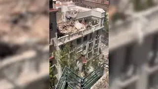 Buscan a dos trabajadores en la explosión del barrio de Salamanca (Madrid)