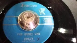 DOLLY   BONNE  ECOUTE