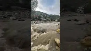 🌊 &ldquo;Powerful River Flow | Nature at Its Extreme&rdquo;👀 #shorts #river#nature #waterfall #dangerousriver
