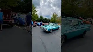 GROUND POUNDING 1964 PLYMOUTH FURY ROLLIN THROUGH BAKERS OF MILFORD #michigan #classic #mopar