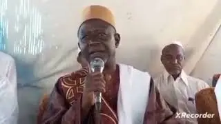 El Hadj Abdoul Razack Nassourdine Camara et le Cheikh Moufty Abdramane Dêmê.