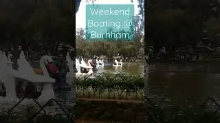 Weekend boating at burnham