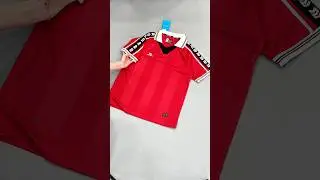&Aacute;o b&oacute;ng đ&aacute; retro Bulbal Revalta đỏ thun m&egrave; Microdry cao cấp tho&aacute;ng kh&iacute;, vải đứng form dễ phối đồ