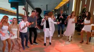 ¡Antonio Ríos despidió el año en Nosotros a la mañana a pura cumbia!