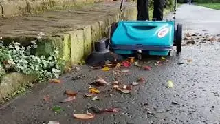 Eureka Picobello 151 Manual Sweeper easy leaf collection