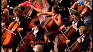 Stars & Stripes Forever by John Philip Sousa at Last Night of the Proms 1985