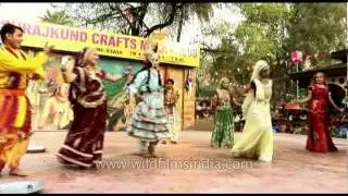 Lathmar holi at Surajkund mela