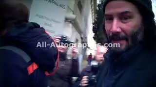 Keanu Reeves signing autographs in Paris
