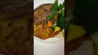 Entrecote with r&ouml;sti vegetables and balsamic sauce