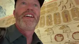 Incredible millennia-old art on the walls of this tomb! How is it so well-preserved?