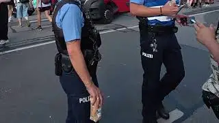 10.8.25 polizeiproblem hindert Pressevertreter bei der Arbeit und schubst sie durch die gegend