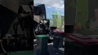 Full and Loud Garbage Bin #byron #garbage #garbagetrucks